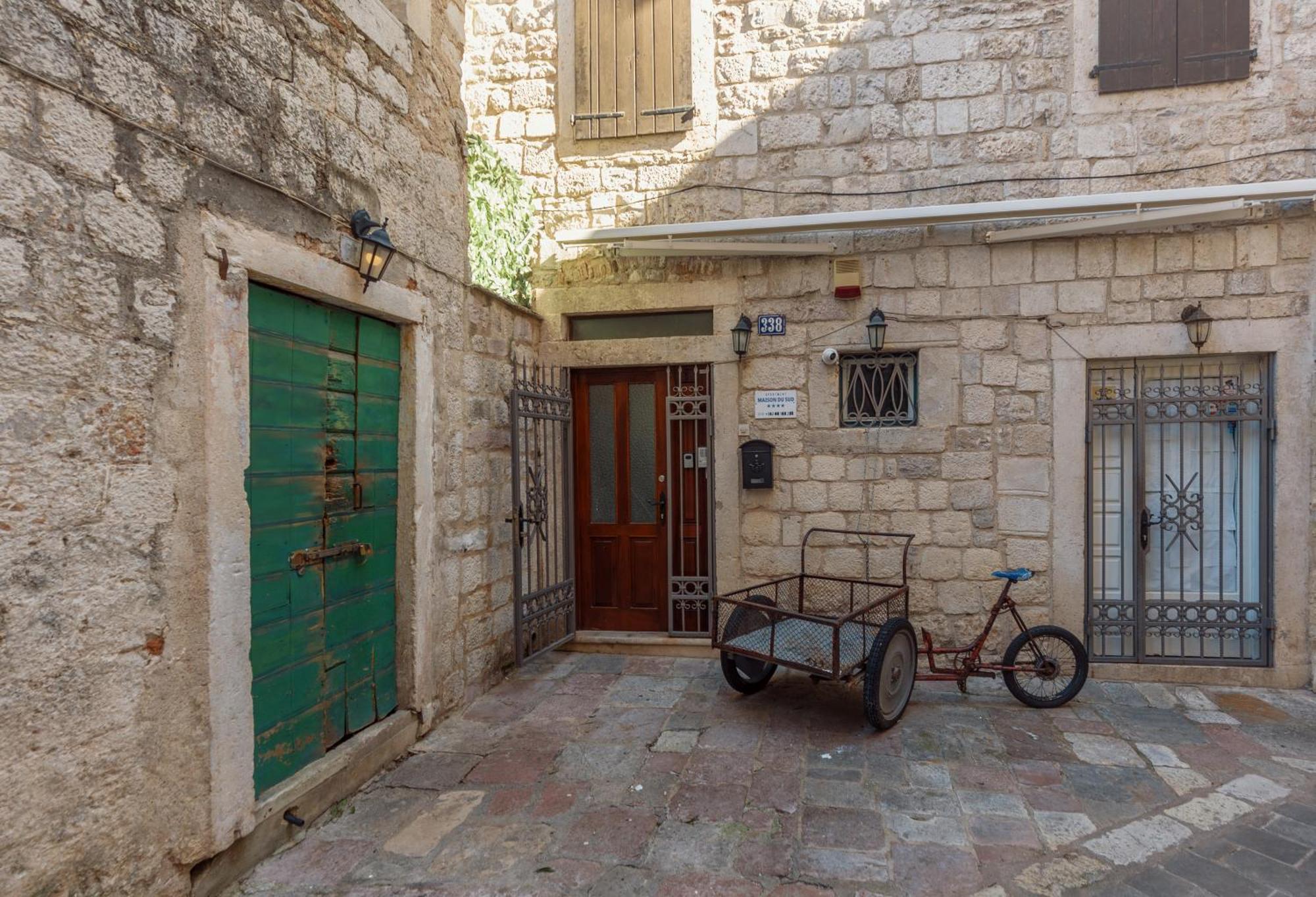 Old Town St Tryphon Apartment Kotor Kültér fotó